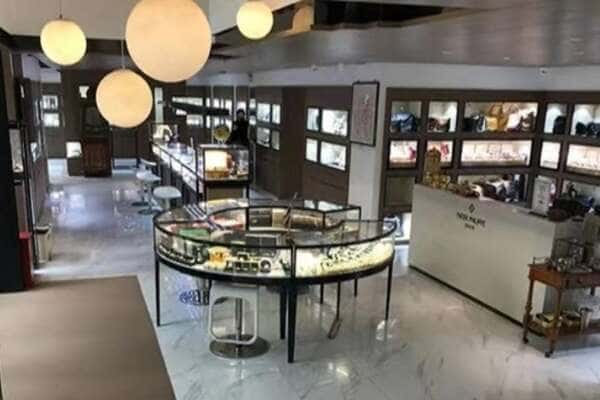 凤泉区佳哥鉴酒商行
